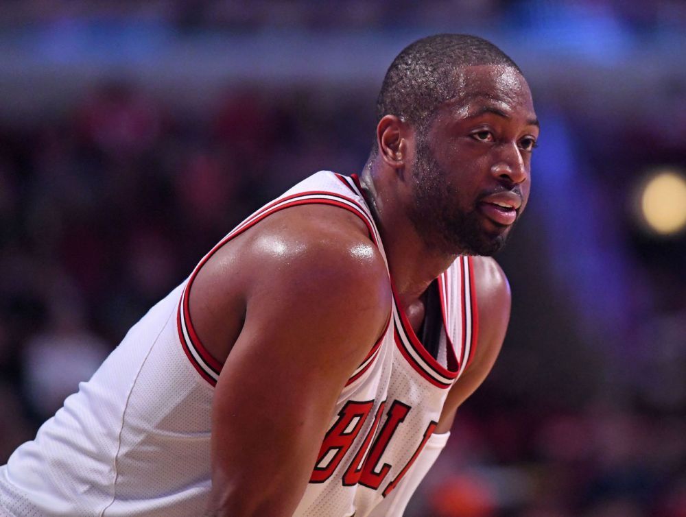 后拉一步再 后拉一步再